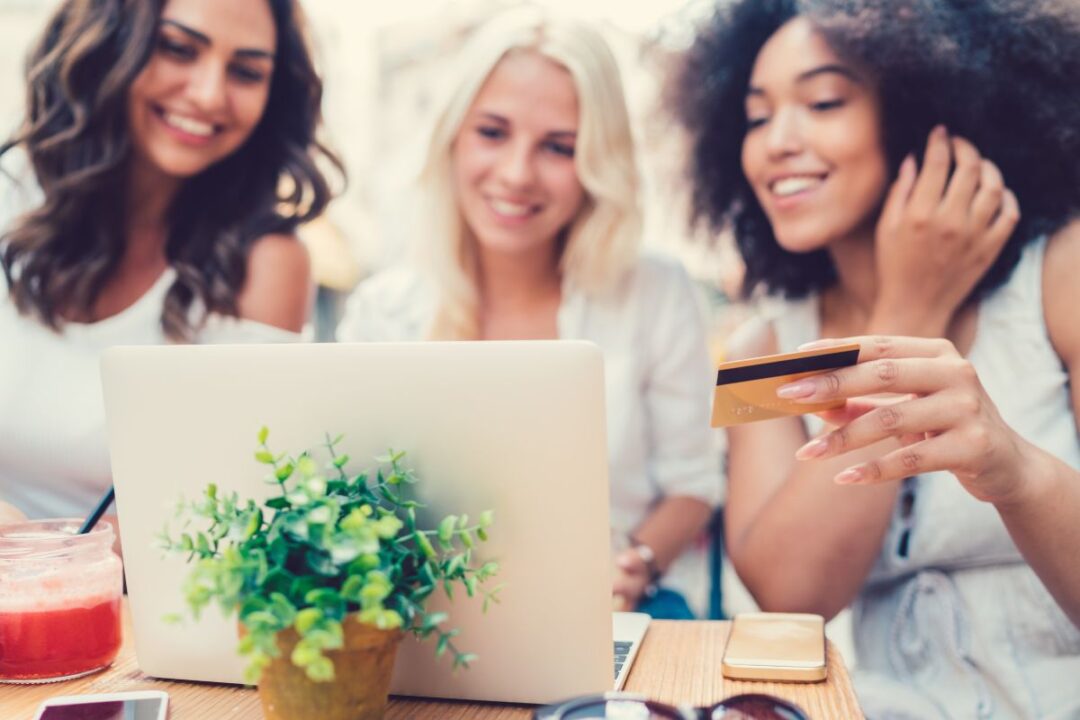 Shopping digitale donne