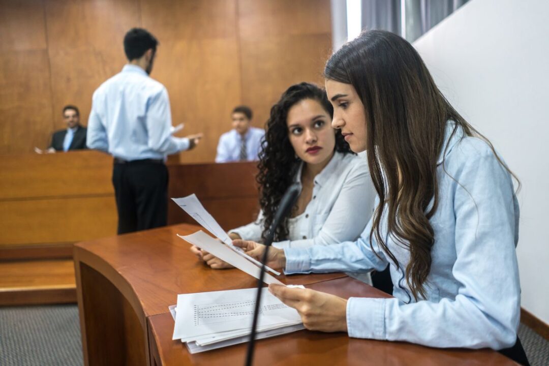Avvocati per donne in difficoltà consulenza legale gratuita