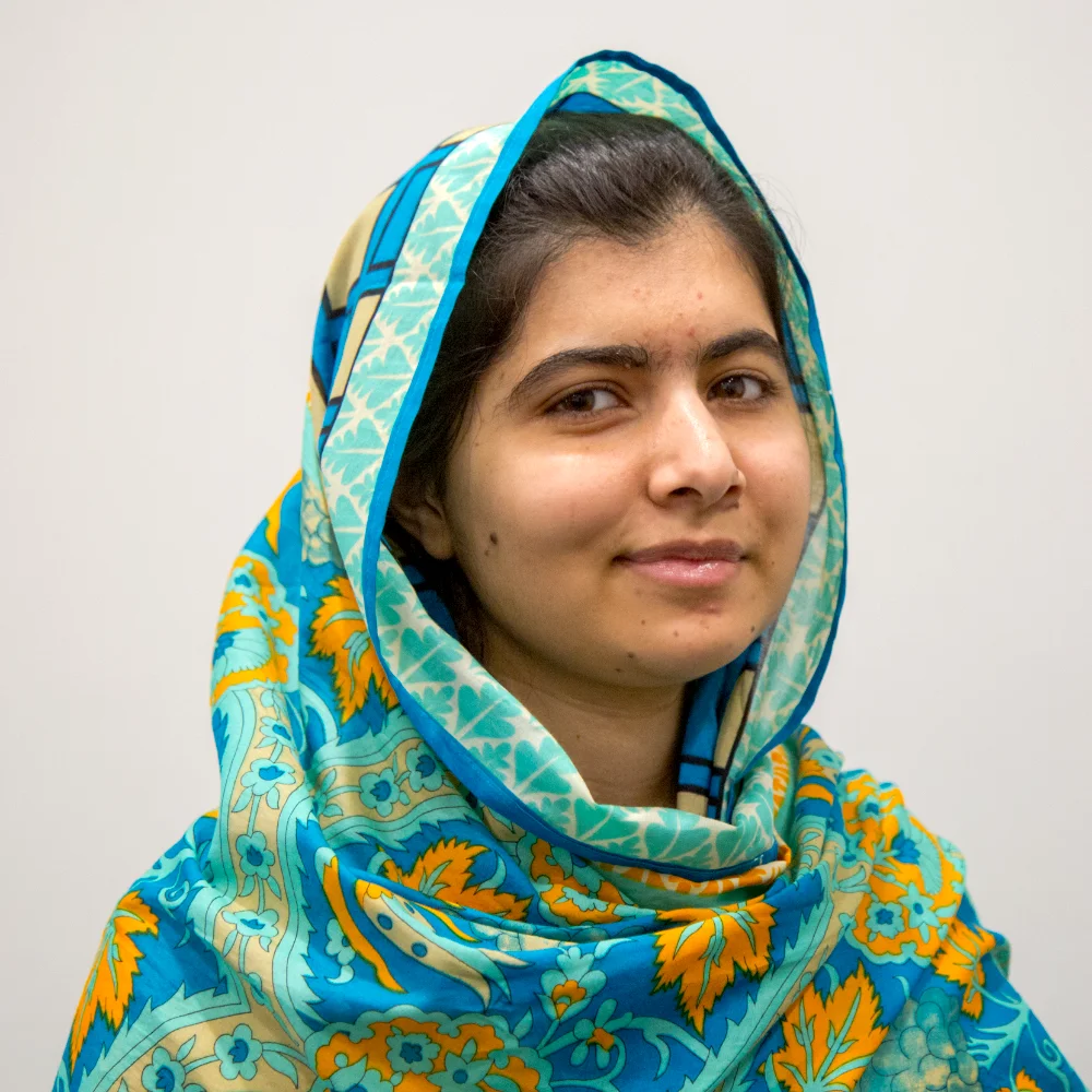Malala Yousafzai a Londra nel 2015 durante un incontro sull'istruzione delle ragazze